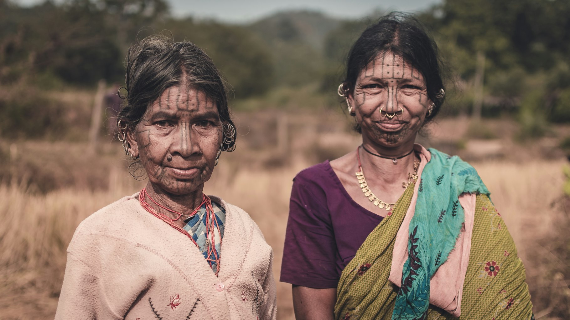 Khalatsa, tribal costumes image